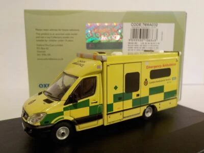 Mercedes London Ambulance, Oxford Diecast 1/76 New Arrival, OXF 76MA002 Hospital — 第 1/4 张图片