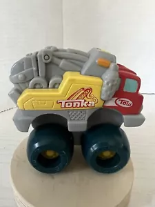 TONKA Truck Plastic Dump truck Construction Vehicle - Picture 1 of 11