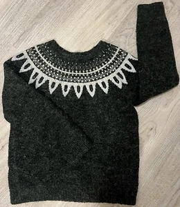 H&M Winter Girl’s Soft Cozy Grey Sweater Pullover 6 - 8 Years Wool Acrylic - Picture 1 of 5