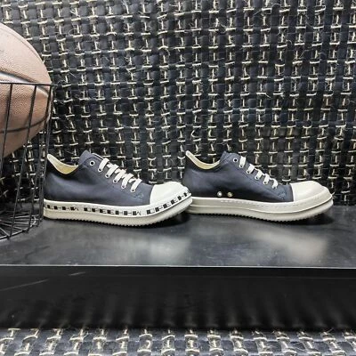 R&O   Alphabet low-top satin fashion shoes - Image 1 of 4