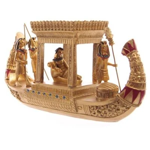 Goldenes Ägyptisches Überdachtes Boot - Bild 1 von 5
