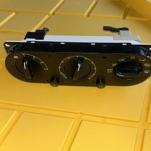 02-10 Mercury Mountaineer Heater AC Temperature Control Unit OEM LKQ - Picture 1 of 7