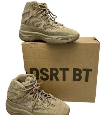 Bota Adidas Yeezy Desert Rock tamanho 9.5 usada estado - Imagem 1 de 4
