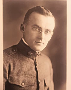 Erster Weltkrieg 1914-1918 Militäruniform Bild & ziviler Anzug & Krawatte Fotos - Bild 1 von 21