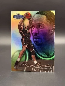 1998-99 Flair Showcase - Alonzo Mourning #62 Row 3 - Picture 1 of 2