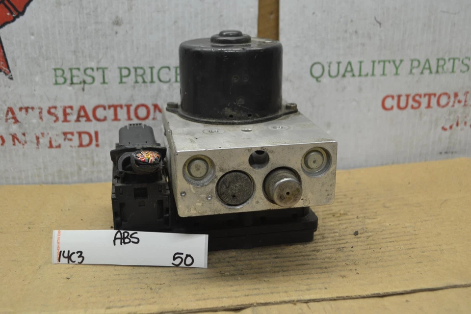 Nissan Pathfinder 2005-2007 ABS 47660ZP00A módulo 50-14C3 Foto 1 de 4