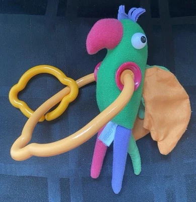 De colección Difícil de Encontrar • Pequeño Amor • RARO Peluche Colgante PARROT BIRD Sonajero Bebé Juguete LINDO!! Foto 1 de 4