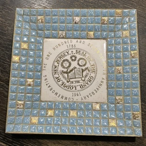 Siegel der Großloge NJ 75. Freimaurerloge gefliester Stil Schmuckschale  - Bild 1 von 3