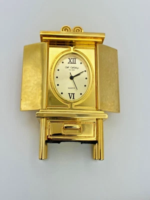 Reloj Armario Latón Novedad con Puertas Abiertas. Foto 1 de 4