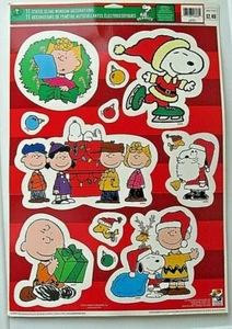 Snoopy Peanuts Gang Christmas Window Cling Vintage Charlie Brown Rare - Picture 1 of 1