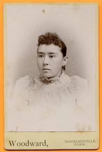 Danielsonville, CT, Portrait of a Young Woman, by Woodward, circa 1890s - Picture 1 of 2