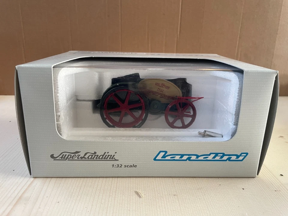 MODELLINO TRATTORE SUPERLANDINI 1:32 LANDINI TESTA CALDA - Immagine 1 di 4
