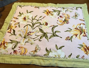 Waverly Standard Shams Rosa y Verde Floral Tigre Lirios Borde con Bandas 28 x 22" - Imagen 1 de 6