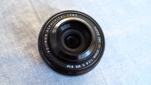 Fujifilm XF 27mm f/2.8 R WR (Objetivo Pancake Lens)