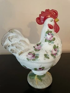 VTG WESTMORELAND CHARLETON Milk Glass Standing Rooster Roses Gold Covered Dish - Picture 1 of 19