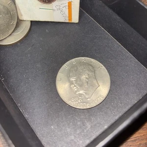 1976-S $1 Silver Ike Dollar - Picture 1 of 7