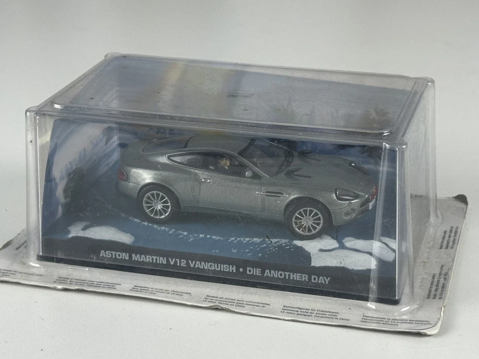Modellini auto da collezione James Bond 007 Aston Martin V12 Vanquish Die... - Immagine 1 di 4