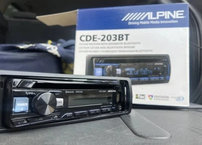 ALPINE CDE-203BT  Telecomando CD Player Radio BLUETOOTH AUX USB Media Player - Immagine 1 di 4