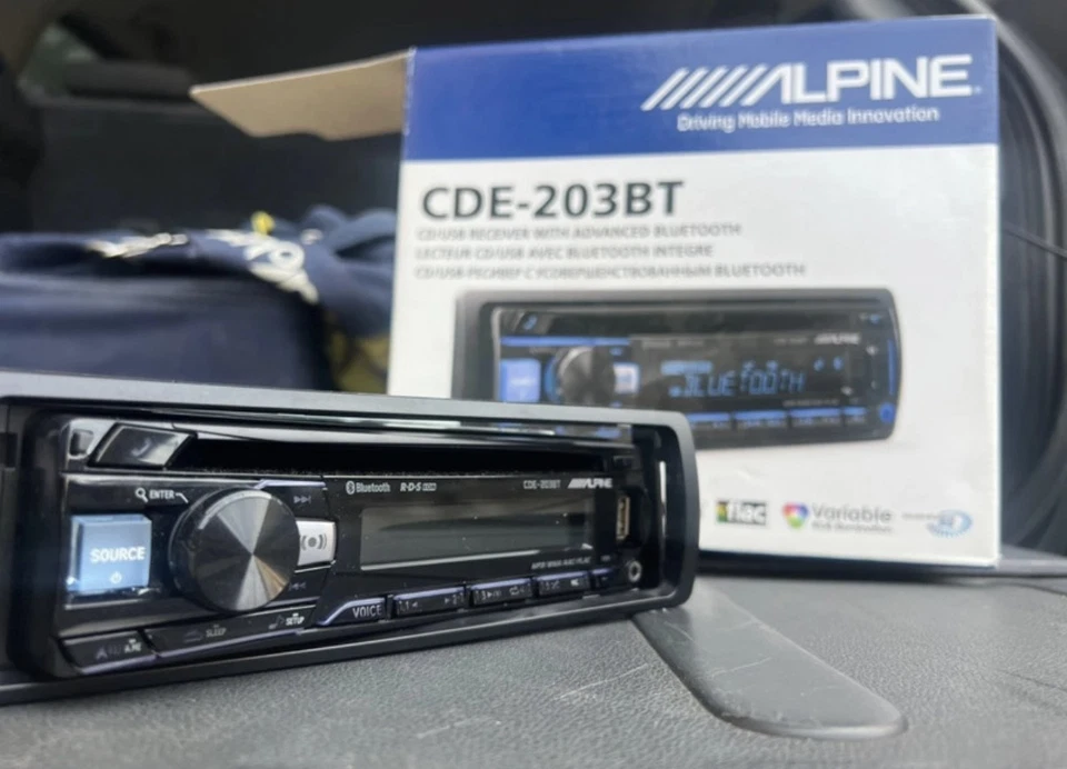 ALPINE CDE-203BT  Telecomando CD Player Radio BLUETOOTH AUX USB Media Player - Immagine 1 di 4