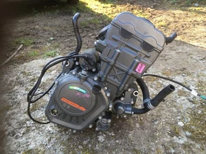 039 KTM Duke 125 Complete Engine 2019 - Picture 1 of 14