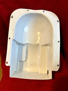 CARCASA CUBIERTA REFLECTOR HELICÓPTERO P/N 350-814-005 - Imagen 1 de 8