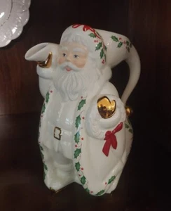 Brocca vintage Lenox Holiday Babbo Natale crema agrifoglio e bacche finiture oro Natale - Foto 1 di 3
