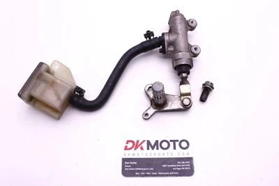 94 SUZUKI KATANA 600 GSX600F OEM FRENO TRASERO CILINDRO MAESTRO CON DEPÓSITO R9.BX30 Foto 1 de 4