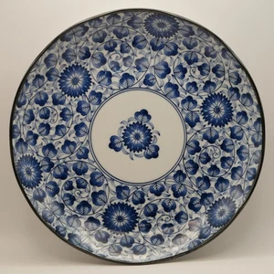 Japanese Porcelain Plate φ24.5cm Kikusome Karakusa Chrysanthemum Arabesque - Picture 1 of 8