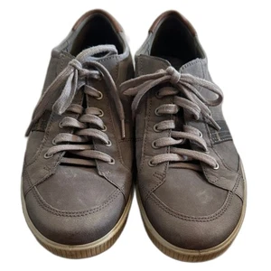 Ecco Mens Sneakers Ennio Retro Suede Lace Up Size 11 Grey Casual Shoes Preppy - Foto 1 di 16