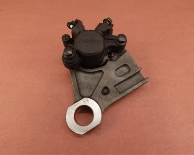 Soporte de montaje de pinza de freno trasero Yamaha FZ6-S FZ6S FZ6 FZ600 2004-2009 Foto 1 de 4