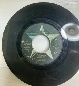 RINGO STARR- PHOTOGRAPH -DOWN AND OUT  45 RPM 1973 VG F103 - Picture 1 of 2