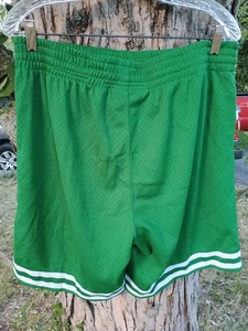 Pantaloncini Mitchell & Ness NBA Swingman L verdi 1985-86 Boston Celtics - Foto 1 di 6