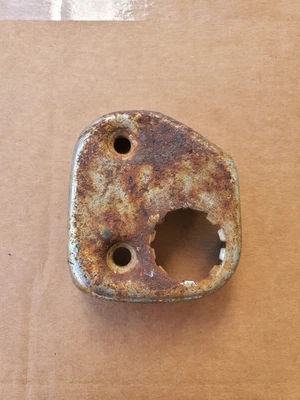 1978-1985 Honda ATC70 OEM Thumb Throttle Switch Lever Throttle Housing Cover Top - Image 1 of 3