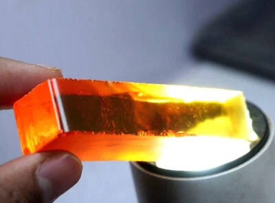 120 Ct Alexandrite Color Changing Rough Uncut Loose Gemstone - Image 1 of 4