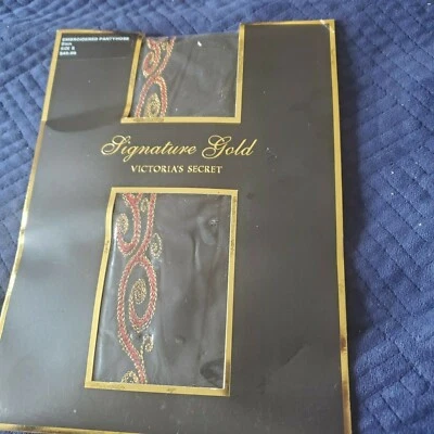 Braguita Victoria's Secret Signature DORADA BORDADA RARA Y DESCATALOGADA NEGRA B Foto 1 de 3