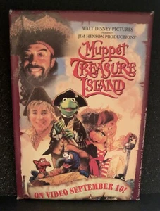 Vintage The Muppet Treasure Island Rectangular Disney 1996 Button Pin - Picture 1 of 5