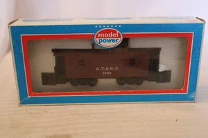 HO Scale Model Power Cupola Caboose, ATSF Santa Fe, Brown #1095 - 9143 - Picture 1 of 3