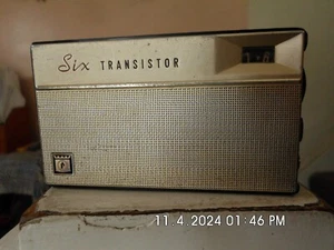 '61 TOSHIBA/PENNCREST Mdl. 1130 6 TRANSISTOR RADIO,JAPAN,BATTERY,FREE USA SHIP! - Picture 1 of 11