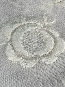 Antique Swiss Linen Embroidered Handkerchief Scalloped Wedding Formal White 10” - Picture 1 of 9