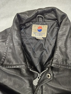 Chaqueta de cuero negra grande Pepsi para hombre Foto 1 de 2