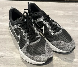 Nike Men React Infinity Run Flyknit 2 Black Gray Running Shoe CT2357-101 Size 11 - Picture 1 of 7