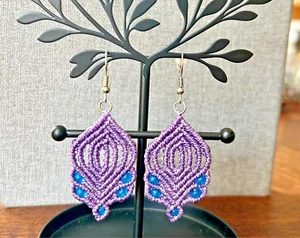 Handmade by Moi Micro-Macramé Earrings Aster Purple Boho Style Peacock Pattern - Picture 1 of 5