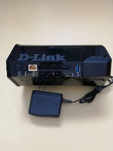 One WiFi Router DIR 860L 2.4G+5G Used But Working Well - Picture 1 of 3