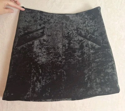 Rachel Roy Skirt Womens 8 Black Velvet A-Line Mini Pockets Solid Plush Zip 31x17 - Image 1 of 4