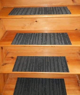 13 = Escalera interior peldaños escalera alfombra escalón alfombra 8"x 24". Foto 1 de 4