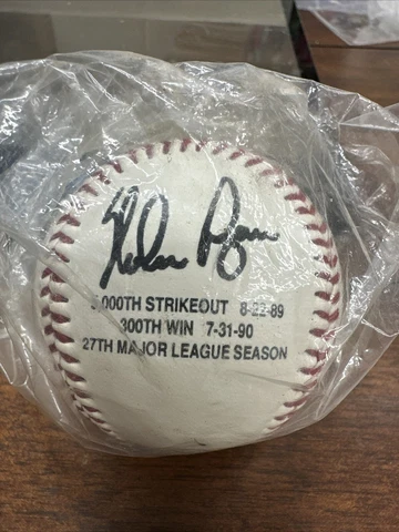Nolan Ryan 5k K’S, 3K WINS, 27 SEASONS SOUVENIR BASEBALL BALL Cover