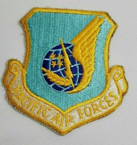 Obsolete Army Pacific Air Forces Nato UN Patch Aqua Blue Gold - Picture 1 of 2