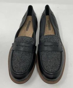 Womens 9.5 leather Mary Janes black soft cushion Clarks - Picture 1 of 11