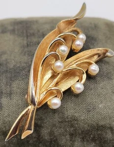 Boucher Lily of the Valley Brooch - Picture 1 of 5