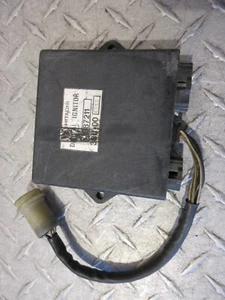 88-90 1990 Yamaha FZR600R FZR600 CDI IGNITOR ECU ECM BRAIN BB7211 3UU-00 - Picture 1 of 13